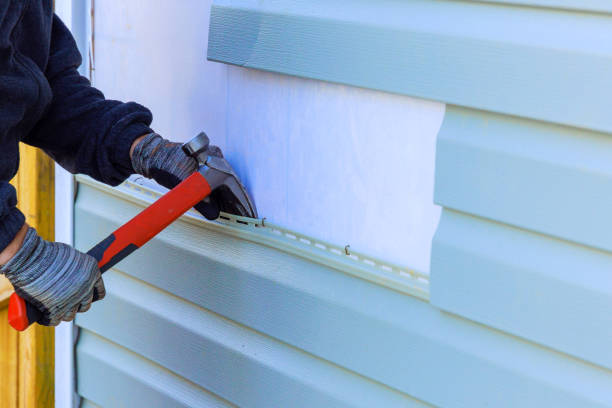 Reliable Siding Inspection contractor in Pinellas Park, FL by Squared Siding